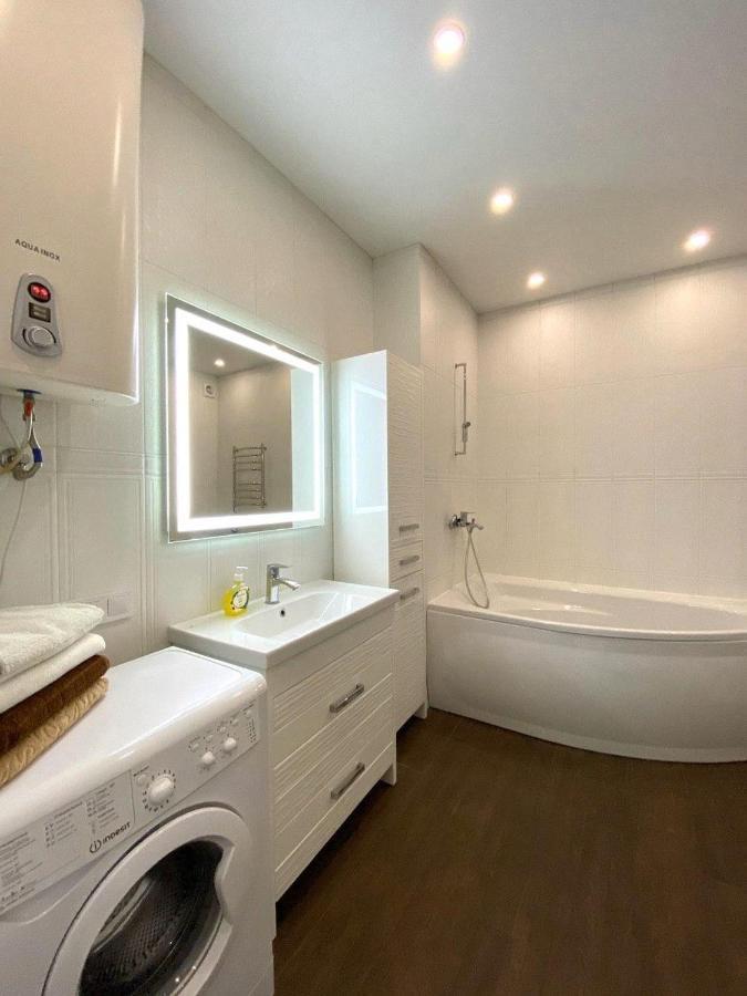 Gagarin Plaza Stylish Apartment Odessa Dış mekan fotoğraf