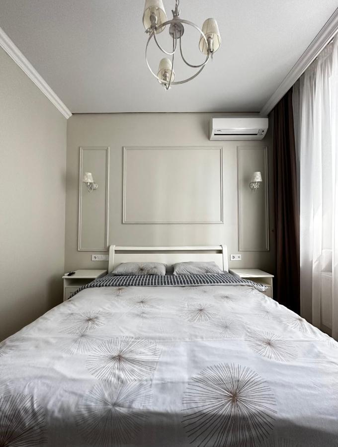Gagarin Plaza Stylish Apartment Odessa Dış mekan fotoğraf