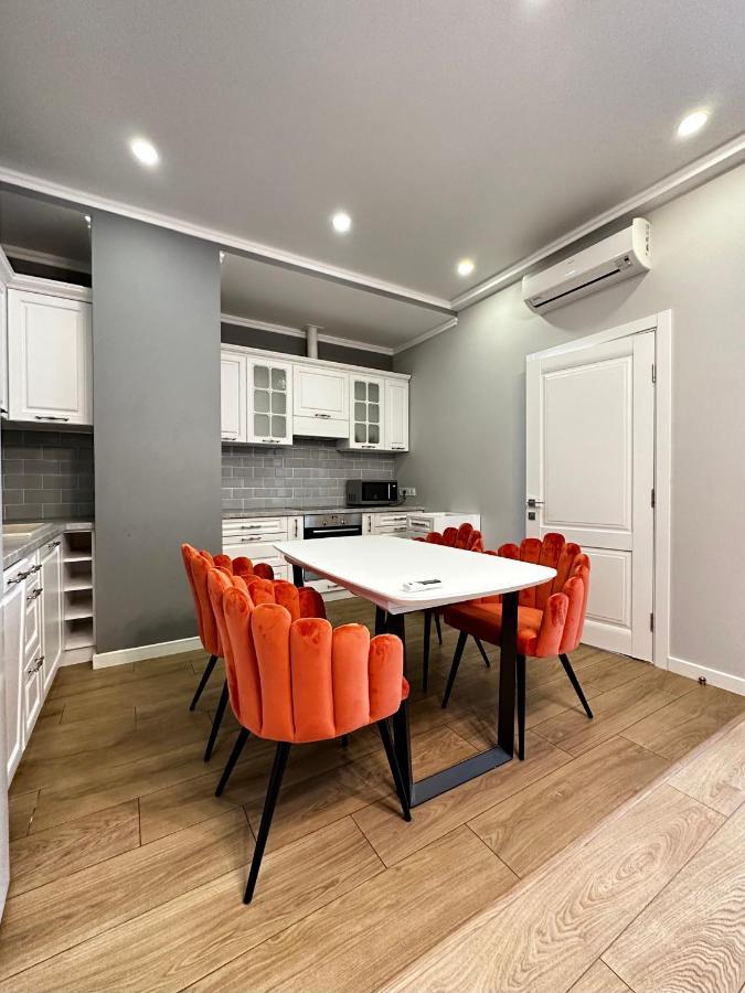 Gagarin Plaza Stylish Apartment Odessa Dış mekan fotoğraf