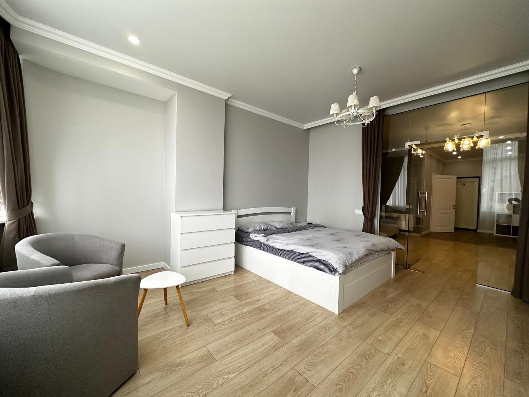 Gagarin Plaza Stylish Apartment Odessa Dış mekan fotoğraf
